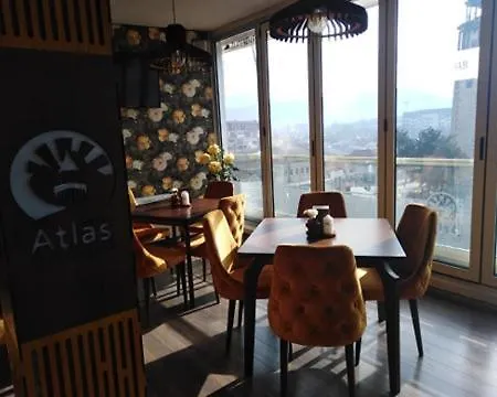 Atlas Center فندق